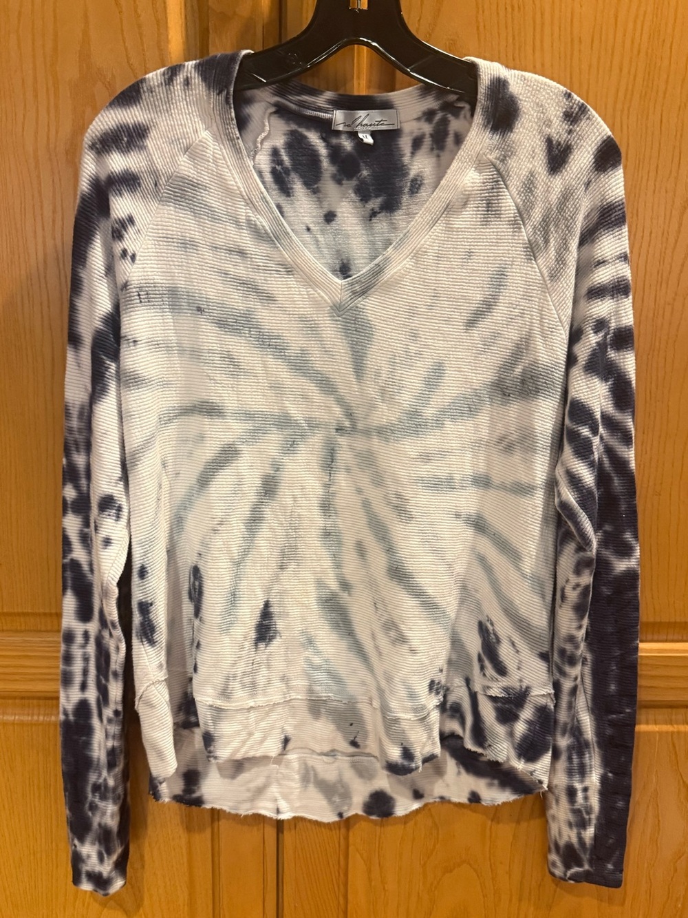 Red Haute Textured Tie Dye Pullover Top Soft Stretch Asymmetrical Gray White Siz